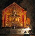 Inside the cave, there are hundreds of Buddhas that are enshrined by stalactites and stalagmites.  